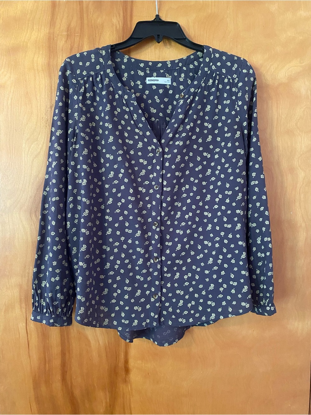 Sonoma Gray Floral Button-Front Blouse